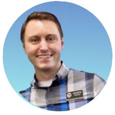 Andrew head shot round.JPG