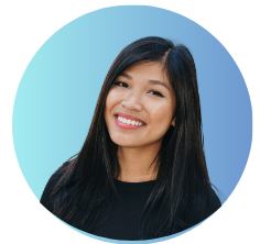 Tuyet headshot round.JPG